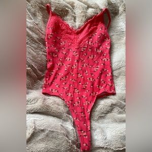 Never worn ‘pink’ VS summer Body Suit